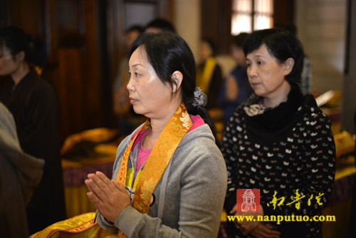 南普陀寺水陆胜会第三日 恭请首座了法法师上堂说法(图10) 南普陀寺水陆胜会第三日 恭请首座了法法师上堂说法(图10)
