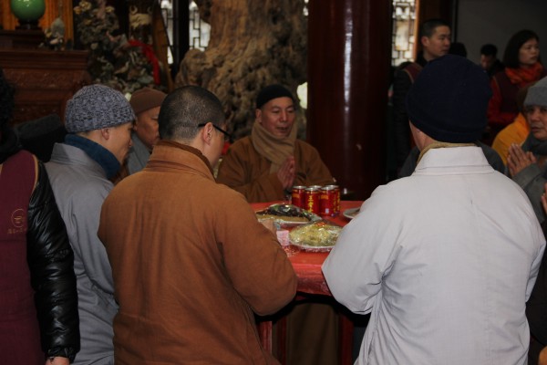 雁荡山能仁寺2016年举行新年团圆饭(图1) 雁荡山能仁寺2016年举行新年团圆饭(图1)