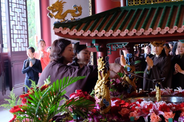 雁荡山能仁寺举行盛大的浴佛节法会(图28)